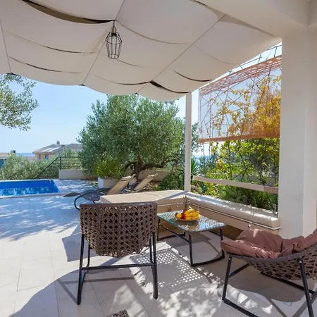 Villa Cupido In Makarska, Private Pool Makarska